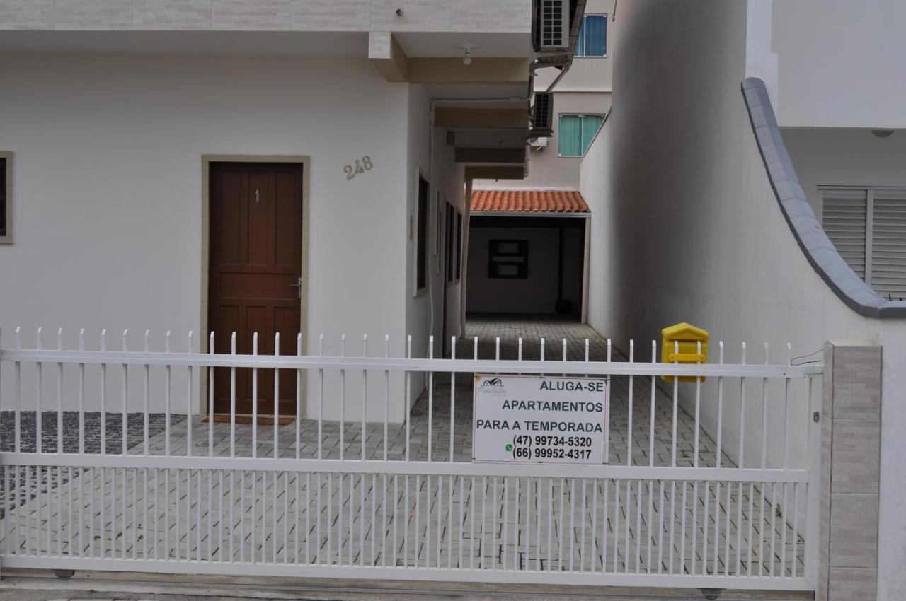 Apartamentos Bombinhas - 140 Metros Da Praia Exterior foto